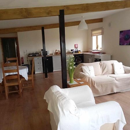 Annies Villa Окхамптън Екстериор снимка